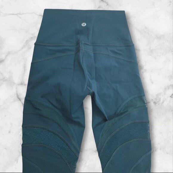 Lululemon Size 2 Seek the Heat Green Jasper 28" - Picture 3 of 6